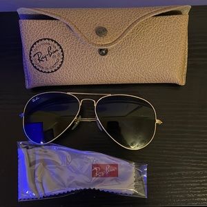 Brand new Ray-Ban aviators